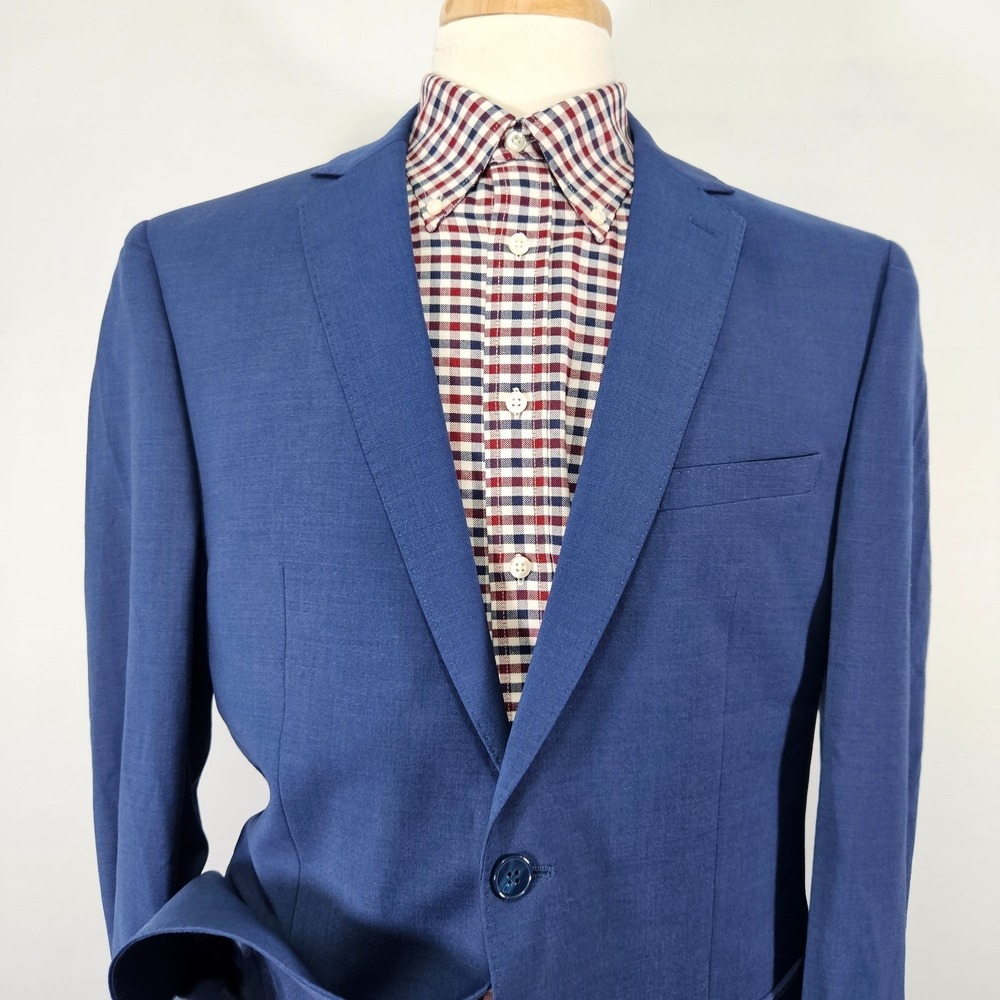 Calvin Klein Men's Sport Coat Blazer Two Button Navy Blue Wool Spandex Size‎ 44L